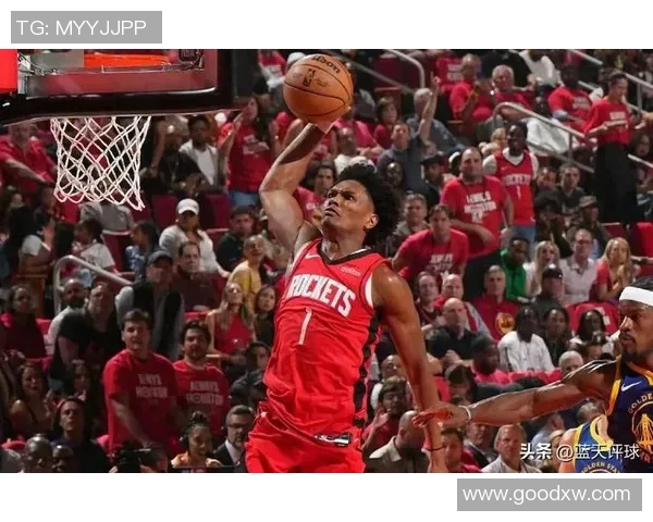 吉米巴特勒身高揭秘NBA巨星的身高对比赛表现的影响分析 吉米巴特勒身高揭秘NBA巨星的身高对比赛表现的影响分析